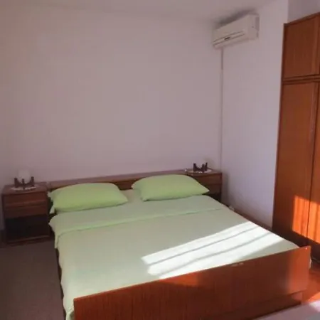 بيت ضيافة Juran Sukošan