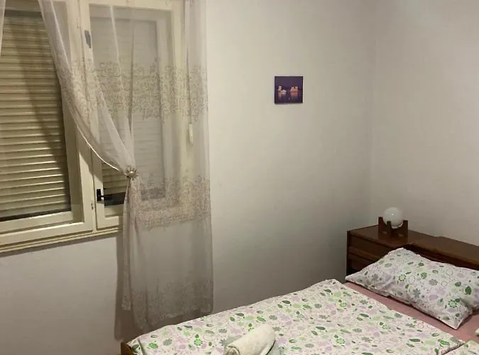 Juran Gostinjska kuća 3*